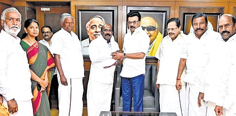 Manoj Pandian with CM MK Stalin at the DMK headquarters on Tuesday