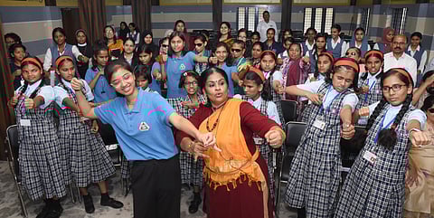 K R Jayanthi from ASIET holds a Kathakali-based audio-visual demonstration for visually challenged students from Maharashtra