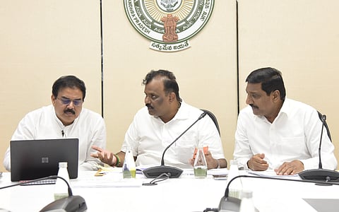 The Andhra Pradesh Cabinet sub-committee on district reorganization held a key meeting at the Secretariat on Wednesday.