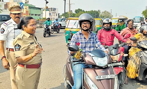 Traffic Deputy commissioner of police Shereen Begum conducting an awareness drive in Vijayawada