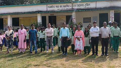 Ladu Munda started visiting villages, persuading parents to send their children to school. He also assisted villagers in getting Indira Awas Yojana grants, oldage pension and benefits of other schemes.