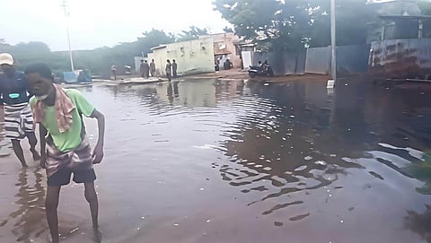 Sea water breached into residential area in Pudhukudi village near Thondi in Ramanathapuram on Friday.