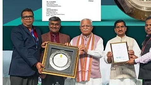 The award was received by Loknath Behera, MD, KMRL, along with Sanjay Kumar, director (systems), and Dr M P Ramnavas, director (projects), from Manohar Lal Khattar, Minister of Housing and Urban Affairs, during the conference in Haryana.