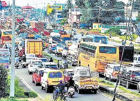The ban would result in bus services between Chalakudy and Malakkapara, operated by both the KSRTC and private operators, getting cancelled.