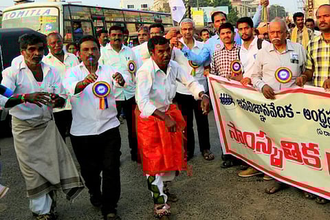 A lecturer and social worker, Suresh Kumar has spent decades promoting rational thinking, public health and kindness, turning everyday acts into a movement for positive change.
