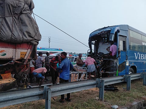 Around 37 Ayyappa devotees were injured when an Omni bus travelling from Bengaluru to Kerala crashed into the rear of a lorry in Tiruppur