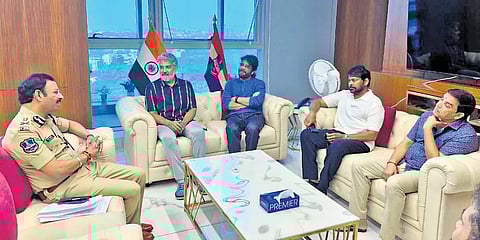 City Police Commissioner VC Sajjanar briefs Chiranjeevi, Nagarjuna, SS Rajamouli and Dil Raju on the iBomma piracy crackdown in Hyderabad on Monday.