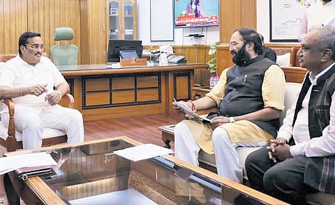 Irrigation Minister N Uttam Kumar Reddy with Union Jal Shakti Minister CR Patil at Shram Shakthi Bhavan in New Delhi on Tuesday