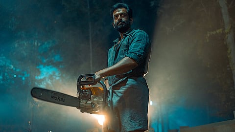 Vilaayath Budha Movie Review