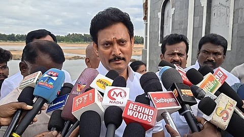 Minister Anbil Mahesh Poyyamozhi