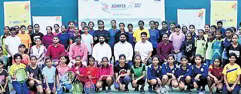 Andhra Pradesh Sports Authority (SAAP) Chairman Animini Ravi Naidu inaugurated the Asmita Khelo India Soft Tennis League in Vijayawada on Monday.