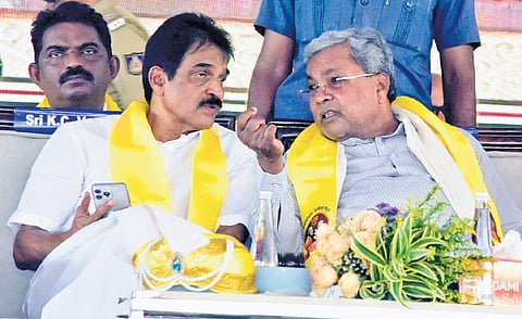 AICC General Secretary KC Venugopal and Chief Minister Siddaramaiah at the event in Mangaluru on Wednesday.