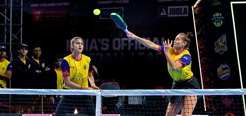 Roos van Reek (R) and Aaliyah Ebrahim in action on Thursday