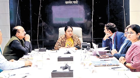 Delhi Chief Minister Rekha Gupta chairs a meeting with DFS officials at the Delhi Secretariat on Tuesday.