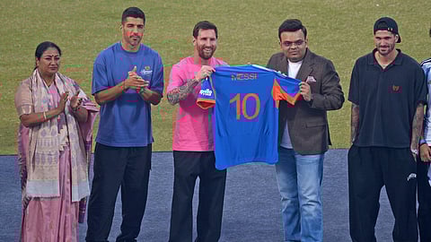 Lionel Messi, Rodrigo De Paul and Luis Suarez with Delhi CM Rekha Gupta and ICC Chairman Jay Shah at the Arun Jaitley Stadium in New Delhi. (Express Photo | Sayantan Ghosh)