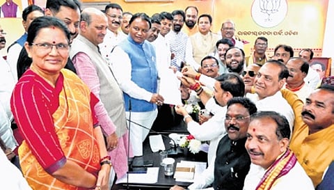 BJP MLAs handing over a letter to Chief Minister Mohan Charan Majhi requesting him to reconsider the hefty salary hike of legislators.