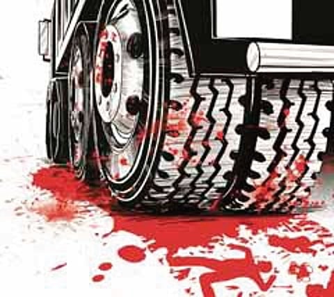 The mother-daughter duo was returning home when Narayan’s son Kartik allegedly hit Kuli with his mini truck intentionally near the underpass service road on NH-16, killing her on the spot.