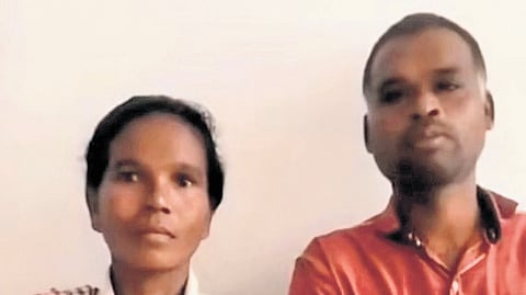 Baran Marandi (R) with wife Miri Soren