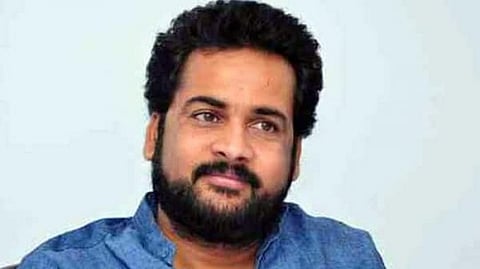 Sivaji issues apology after backlash for his derogatory remarks on female actors’ outfits