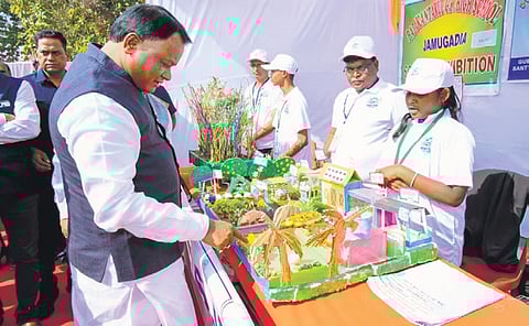 CM Majhi going around the science exhibition held at DN High School in Keonjhar