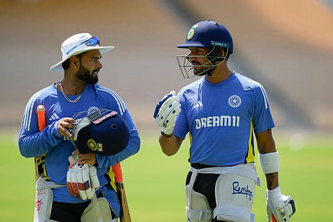 Rishabh Pant and Dhruv Jurel (R)