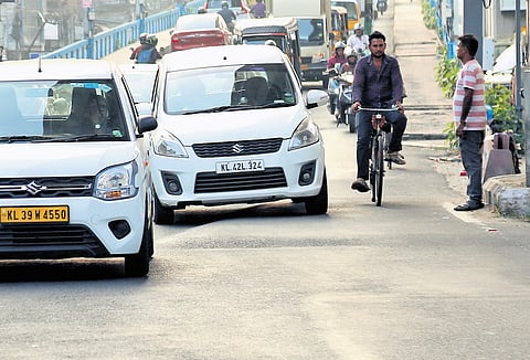 A bump which sits right next to a traffic island at Manorama junction. Many accidents, involving mostly two-wheelers, were reported due to this