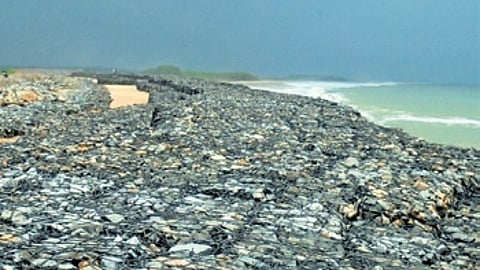 The geo-synthetic tube wall at Pentha