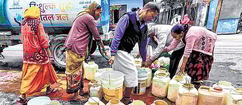 2 die in Indore due to water contamination, 9 in hospital