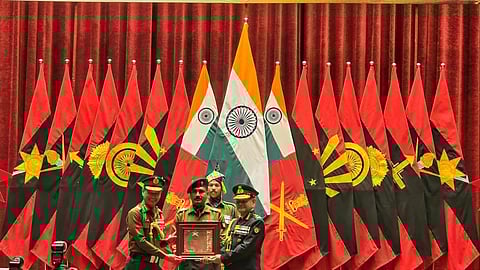 General Dwivedi presented the award to MCEME Commandant Lt Gen Neeraj Varshney, VSM, along with the Subedar Major