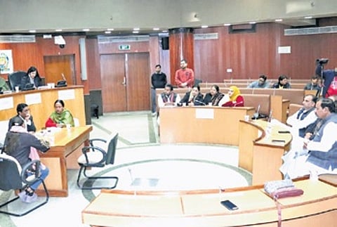 Chairing the meeting, Standing Committee Chairperson, Satya Sharma stated that the budget process began on December 5, when the Municipal Commissioner presented proposals.