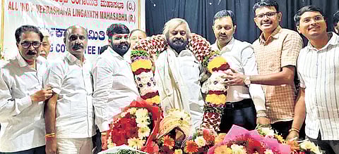 Minister Eshwar Khandre being felicitated after his election as the president
of All-India Veerashaiva-Lingayat Mahasabha on Tuesday.
