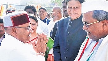 Governor Thaawarchand Gehlot and Chief Minister Siddaramaiah