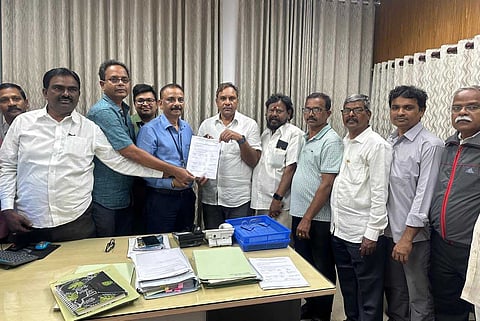 The unions further sought the reversal of the electricity tariff hike for Ukkunagaram residents and the restoration of financial and welfare measures.