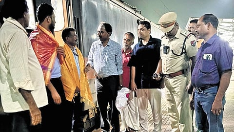 Rail users receive the Nagercoil - Mangaluru Junction Amrit Bharat Express at Kasaragod station on Friday