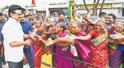 Chief Minister MK Stalin was accorded a warm welcome by public during his visit to Kumbakonam in Thanjavur district for a conference organised by IUML.
