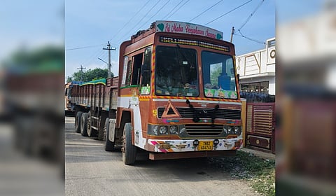 The driver’s colleagues parked the truck along the main road in Maruthamputhur village and informed the Alangulam police.