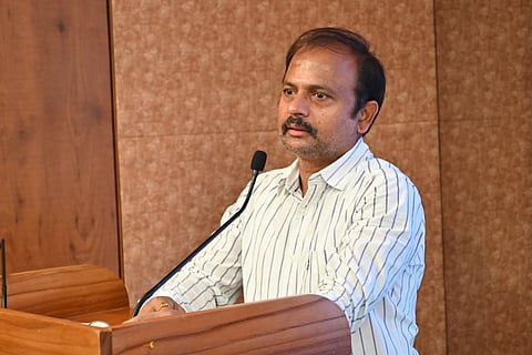 Samagra Shiksha State Project Director B. Srinivasa Rao cautioned that fake agencies are misusing the name of the Vidyanjali portal to conduct parallel recruitments and cheat unemployed youth by collecting large sums of money.