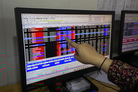 The overall market tone reflected a phase of consolidation after recent gains, rather than a decisive shift in trend.