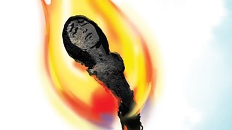 The deceased, A Devajessi Priya, had allegedly married her long-time college friend M Vasantha Kumar (24)