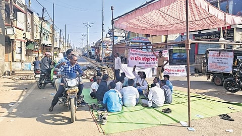 Agitators picketing on a road during the bandh on Tuesday.