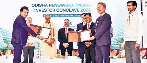 Dy CM KV Singh Deo presides over the MoU signing ceremony at the conclave