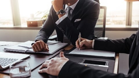 How a lawyer loan can help different types of lawyers grow their practice