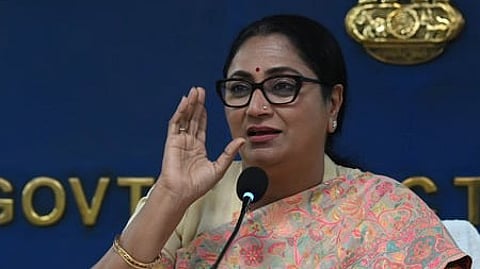 Chief Minister Rekha Gupta instructed that all major road improvement works be completed by 30 September 2026.