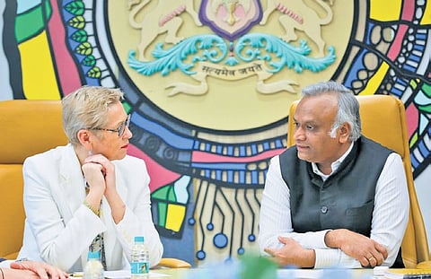 IT Minister Priyank Kharge meets France’s AI and Digital Affairs Minister Anne Le Hénaff to discuss AI, innovation and digital collaboration in Bengaluru.