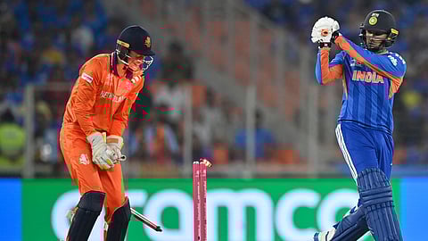 Abhishek Sharma getting bowled by Aryan Dutt in the first over