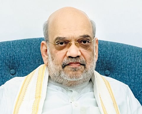 Shah meets Bihar officials on border, special probe committee announced