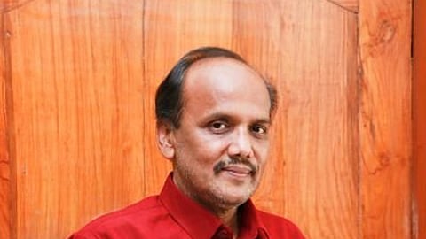 BJD expels ex-MLA Pravat Ranjan Biswal over