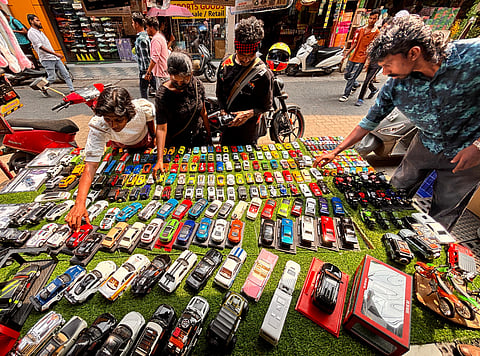 Youngsters check out models at Broadway