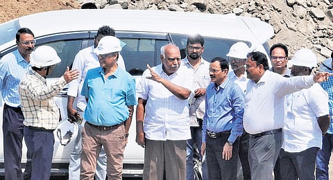 Andhra Pradesh Power Generation Corporation (APGENCO) Managing Director (MD) P Pulla Reddy on Wednesday directed officials to complete construction of the Polavaram Hydroelectric Power Project