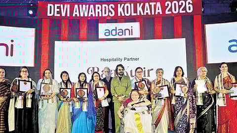 Chief guest Prosenjit Chatterjee with Lakshmi Menon, CEO, The New Indian Express Group; Prabhu Chawla, TNIE Editorial Director; and Kolkata Devi awardees.
